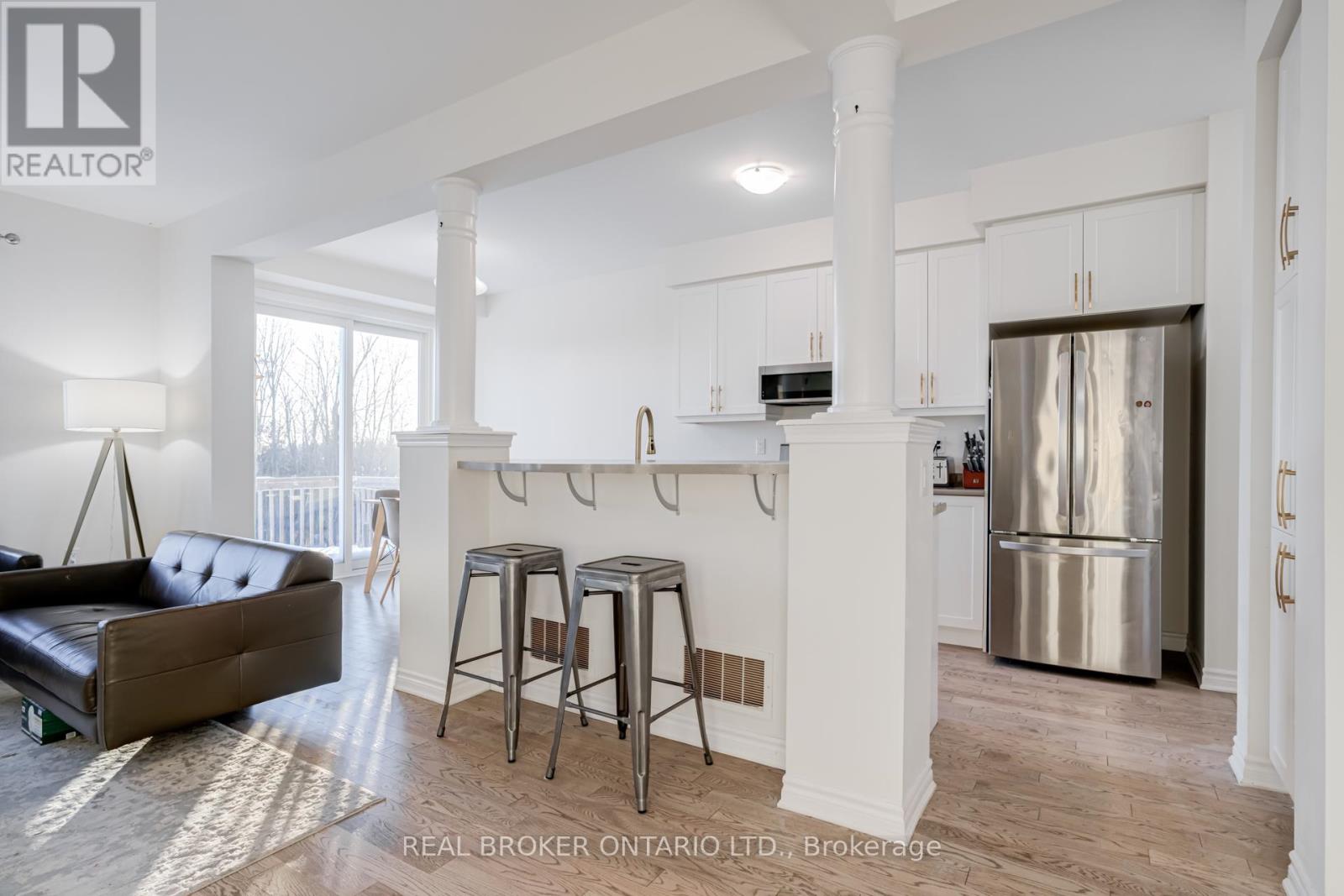 (Main & 2nd Floor) - 1004 Dashwood Court, Pickering, Ontario  L1V 0G7 - Photo 14 - E12745816