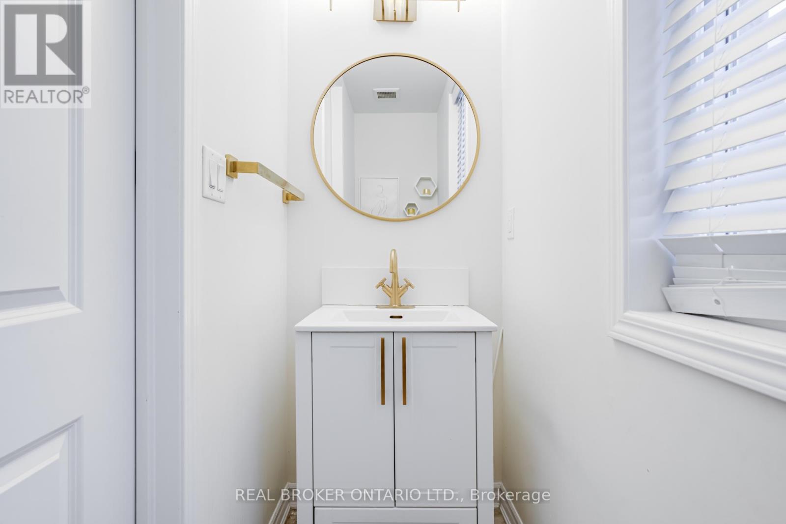 (Main & 2nd Floor) - 1004 Dashwood Court, Pickering, Ontario  L1V 0G7 - Photo 20 - E12745816