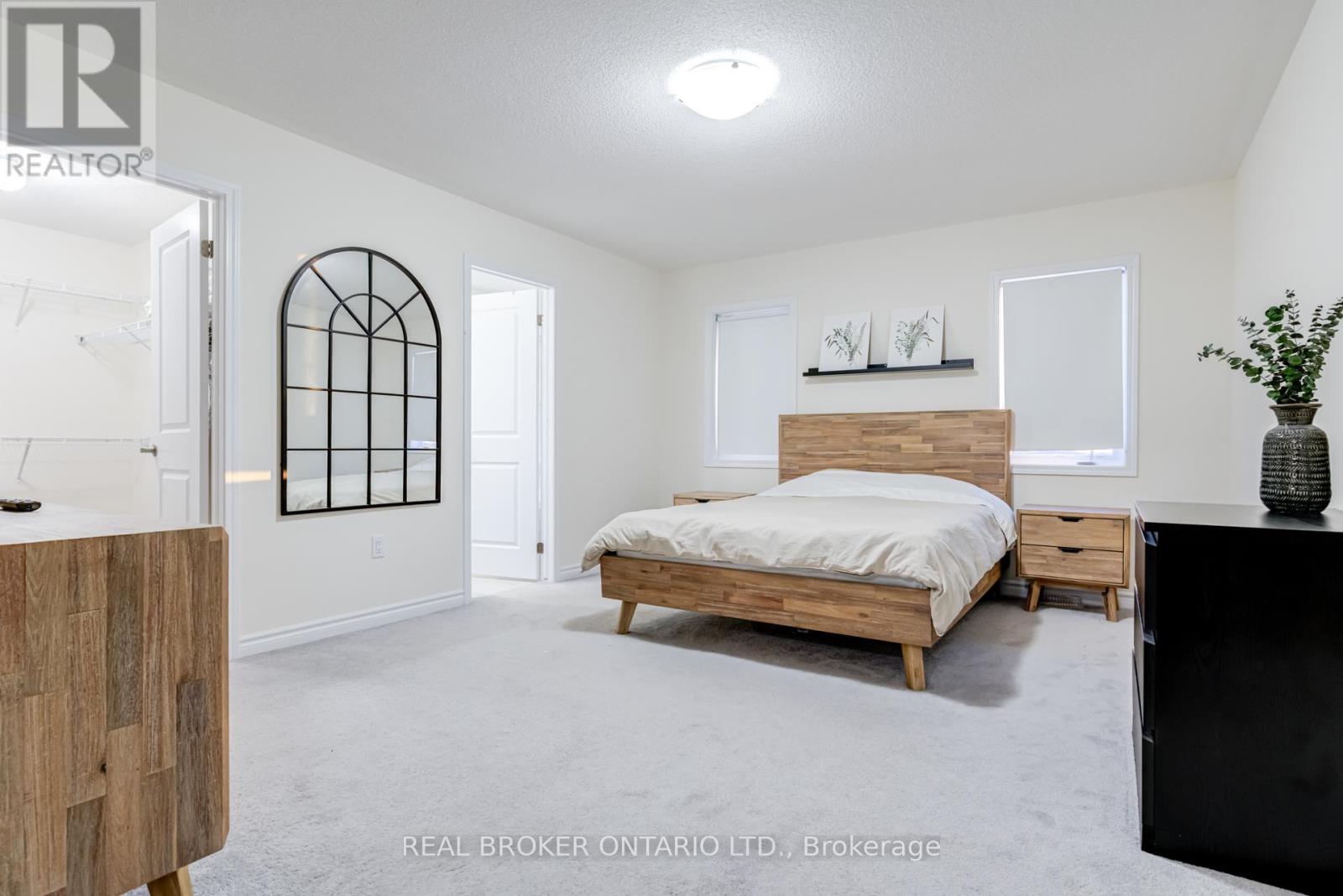 (Main & 2nd Floor) - 1004 Dashwood Court, Pickering, Ontario  L1V 0G7 - Photo 25 - E12745816