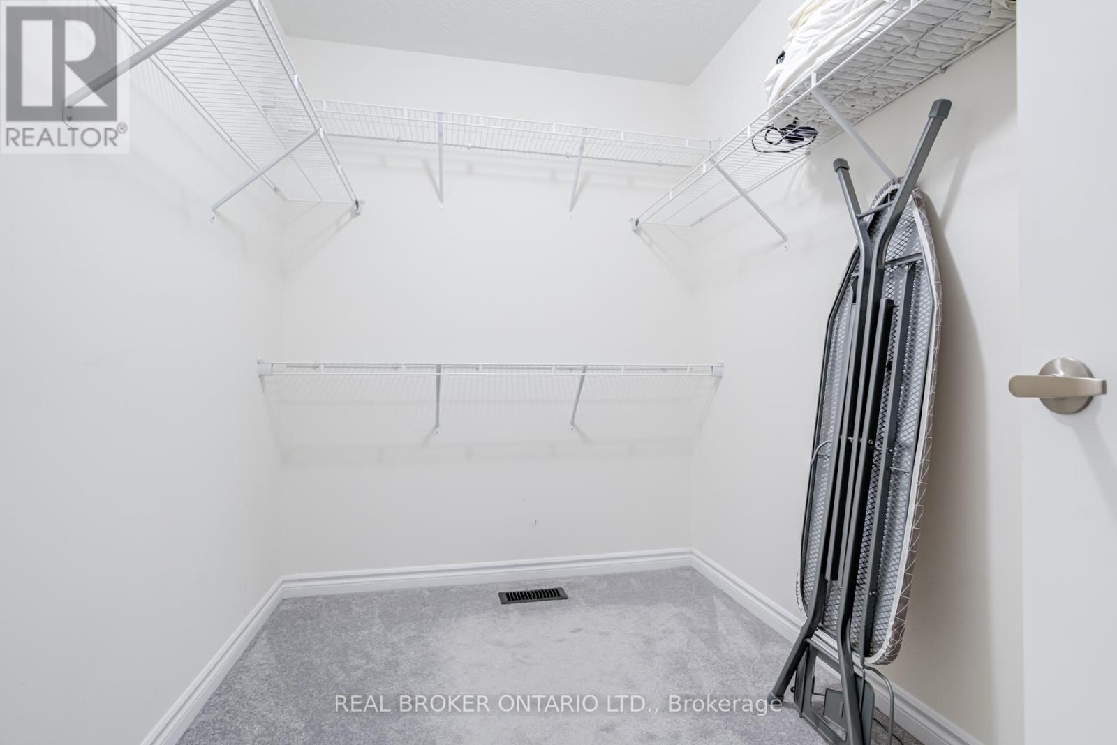 (Main & 2nd Floor) - 1004 Dashwood Court, Pickering, Ontario  L1V 0G7 - Photo 28 - E12745816