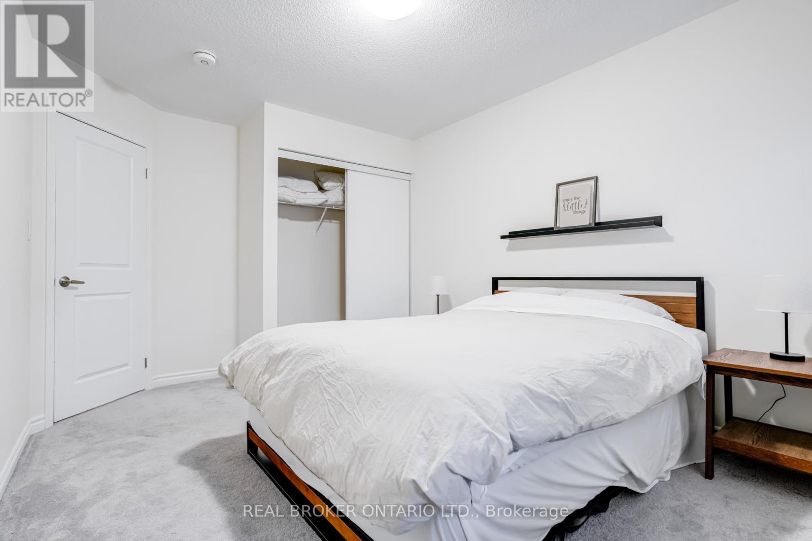 (Main & 2nd Floor) - 1004 Dashwood Court, Pickering, Ontario  L1V 0G7 - Photo 33 - E12745816