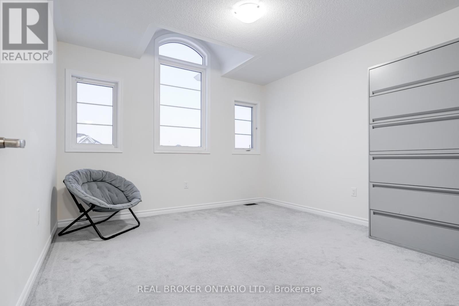 (Main & 2nd Floor) - 1004 Dashwood Court, Pickering, Ontario  L1V 0G7 - Photo 34 - E12745816