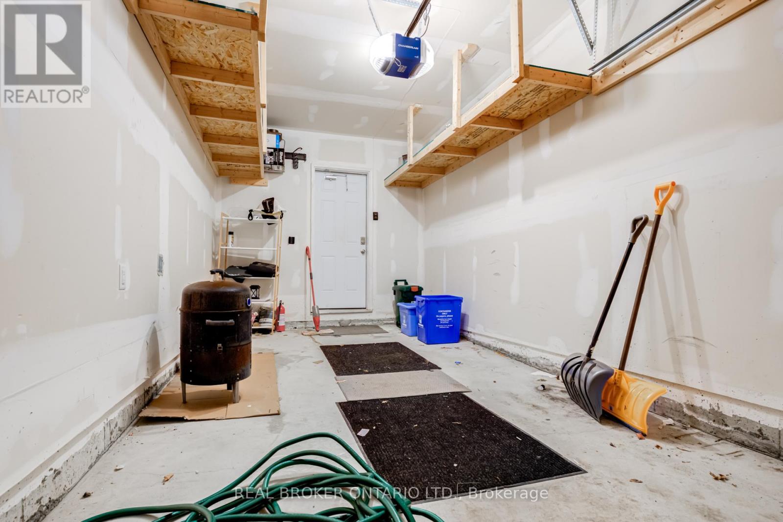 (Main & 2nd Floor) - 1004 Dashwood Court, Pickering, Ontario  L1V 0G7 - Photo 45 - E12745816