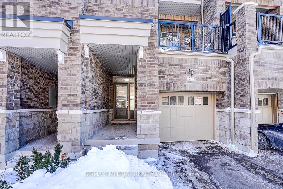 29 Kingfisher Way, Whitby, Ontario  L1P 0K3 - Photo 2 - E12745822