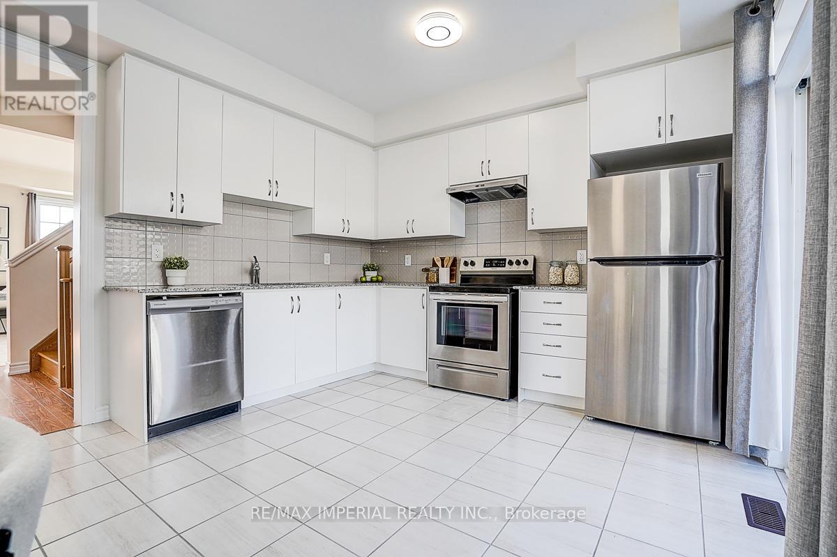 29 Kingfisher Way, Whitby, Ontario  L1P 0K3 - Photo 26 - E12745822