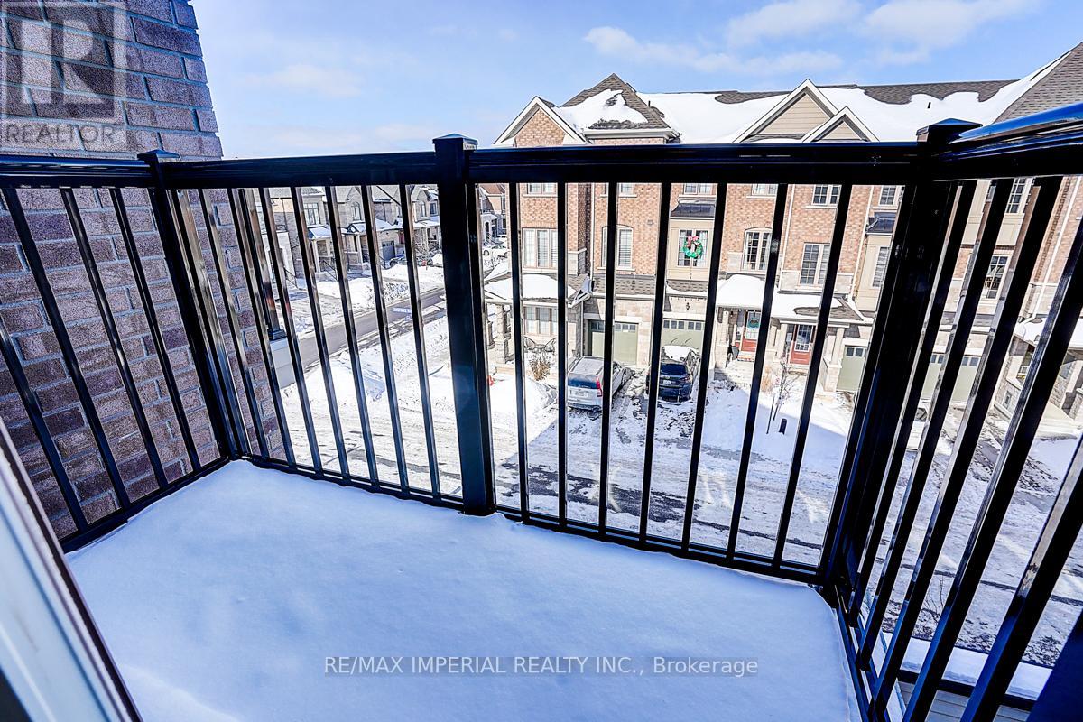 29 Kingfisher Way, Whitby, Ontario  L1P 0K3 - Photo 38 - E12745822