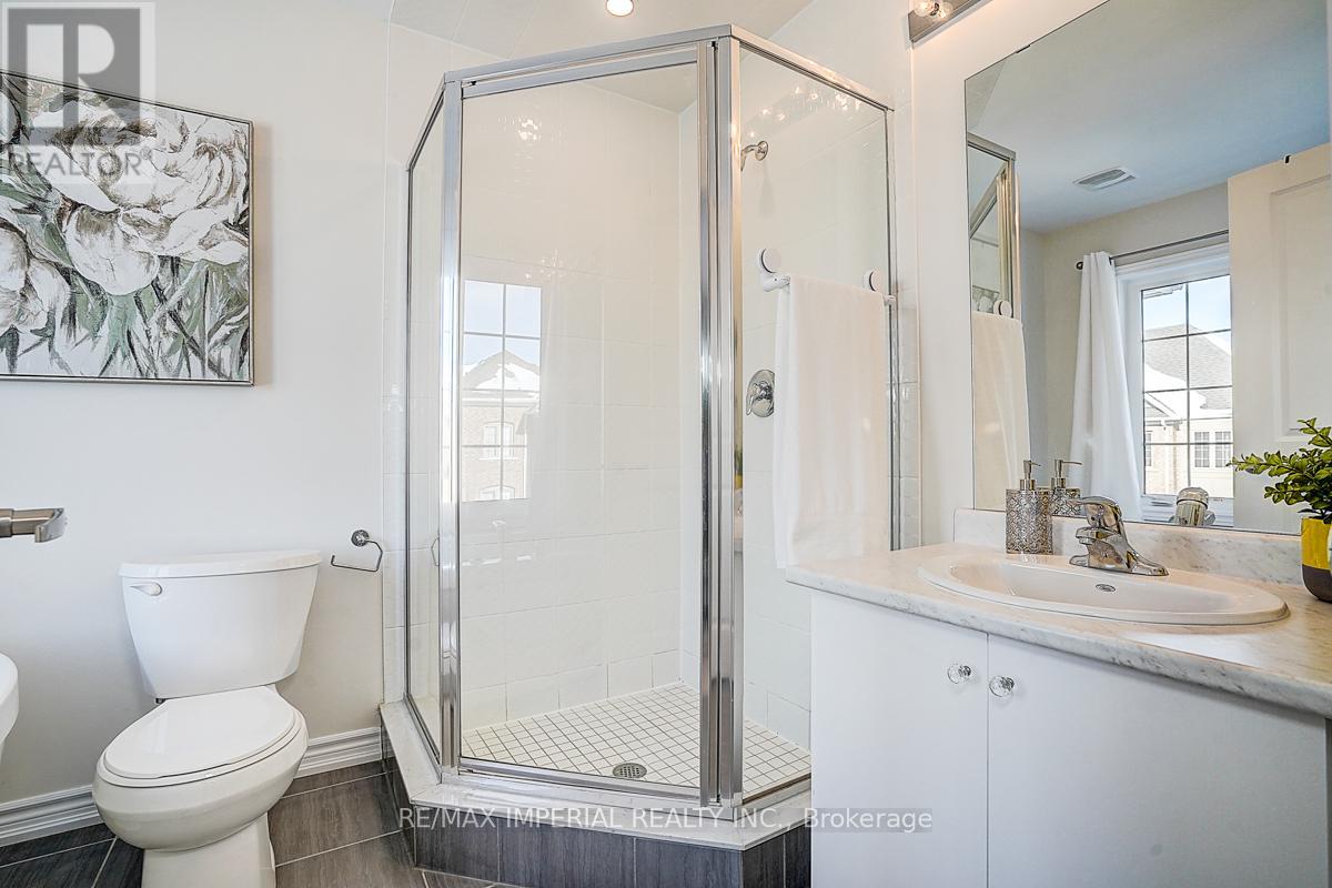 29 Kingfisher Way, Whitby, Ontario  L1P 0K3 - Photo 39 - E12745822