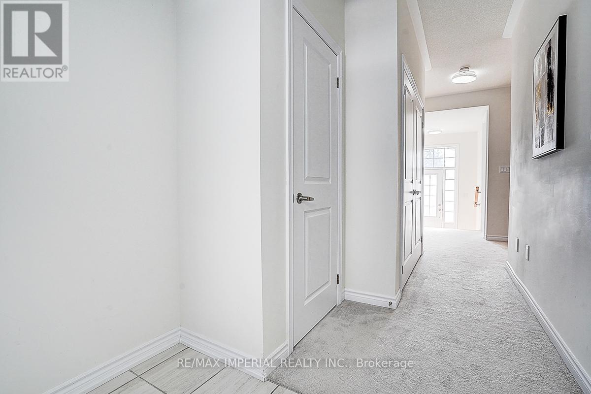 29 Kingfisher Way, Whitby, Ontario  L1P 0K3 - Photo 7 - E12745822