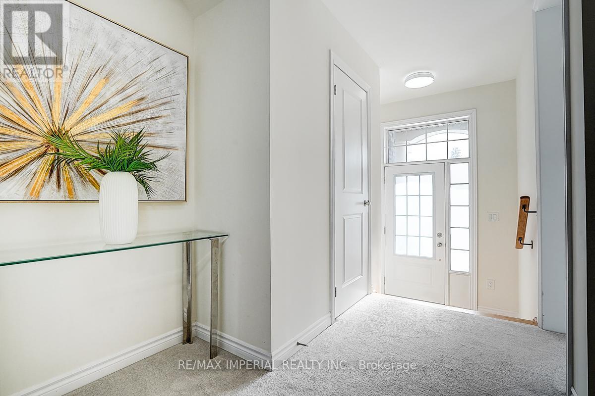 29 Kingfisher Way, Whitby, Ontario  L1P 0K3 - Photo 9 - E12745822