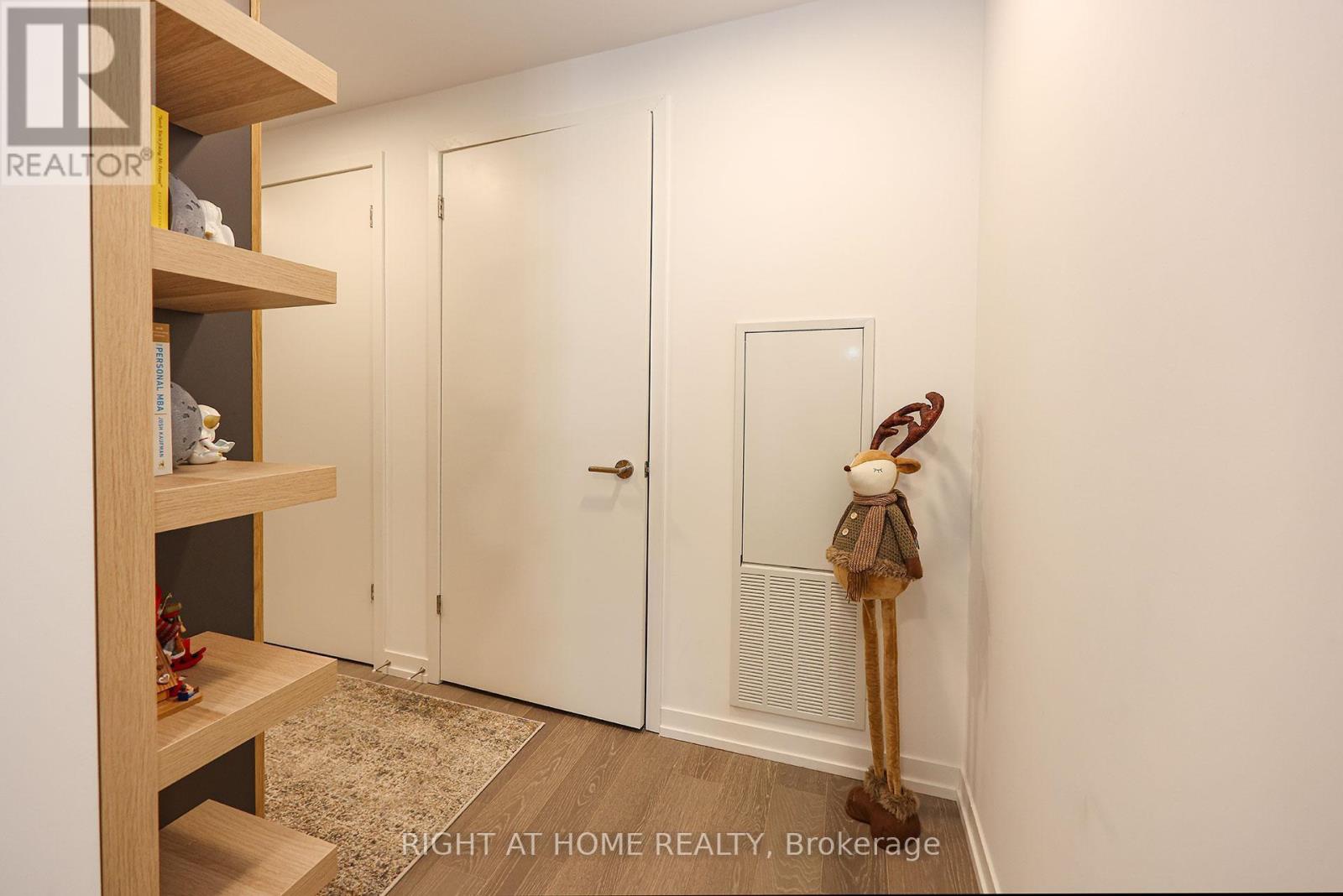 D433 - 8 Beverley Glen Boulevard, Vaughan, Ontario  L4J 7V1 - Photo 25 - N12745794