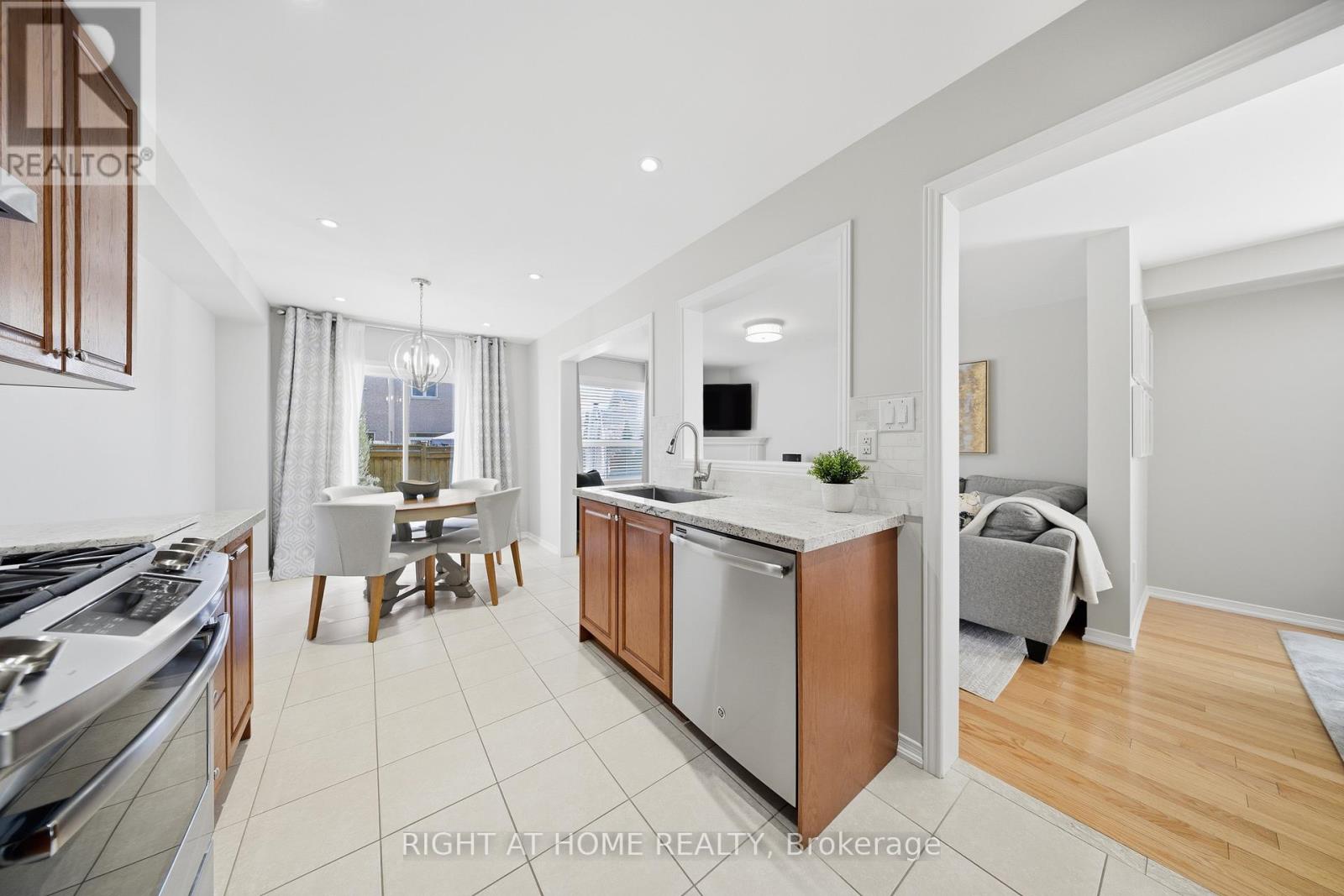 9 Manordale Crescent, Vaughan, Ontario  L4H 0T6 - Photo 18 - N12745826