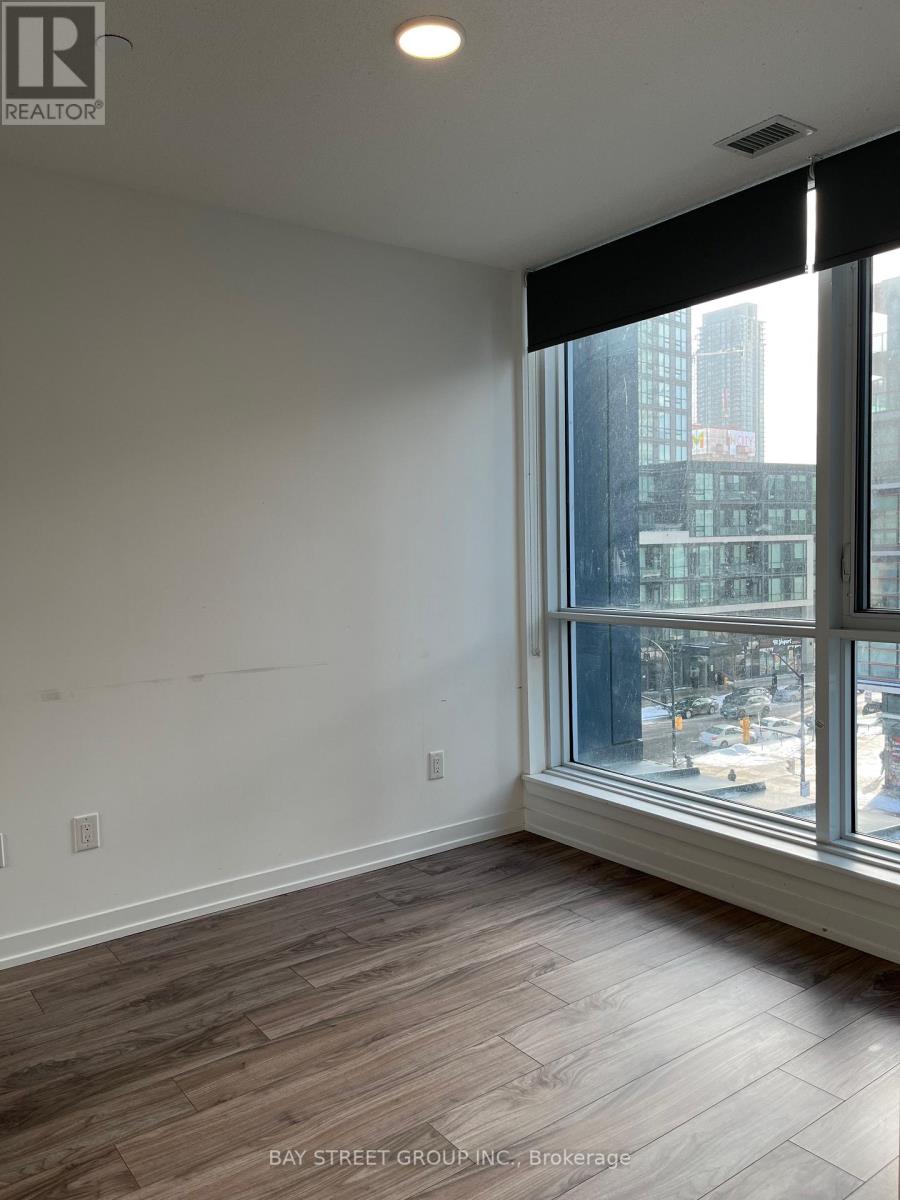 517 - 4065 Confederation Parkway, Mississauga, Ontario  L5B 0L4 - Photo 2 - W12745788