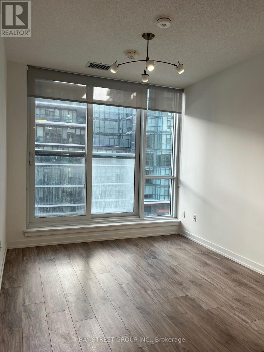 517 - 4065 Confederation Parkway, Mississauga, Ontario  L5B 0L4 - Photo 9 - W12745788