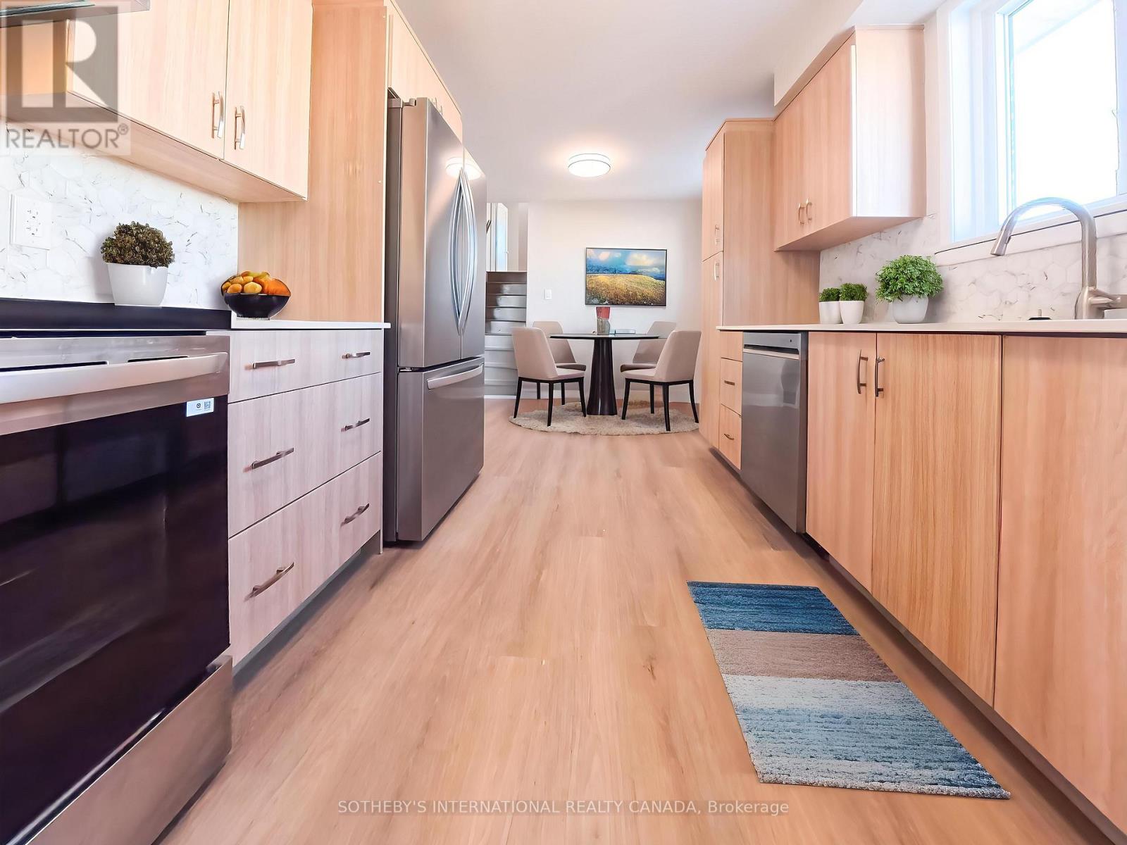 34 Rita Drive, Toronto, Ontario  M3L 2G6 - Photo 12 - W12745812