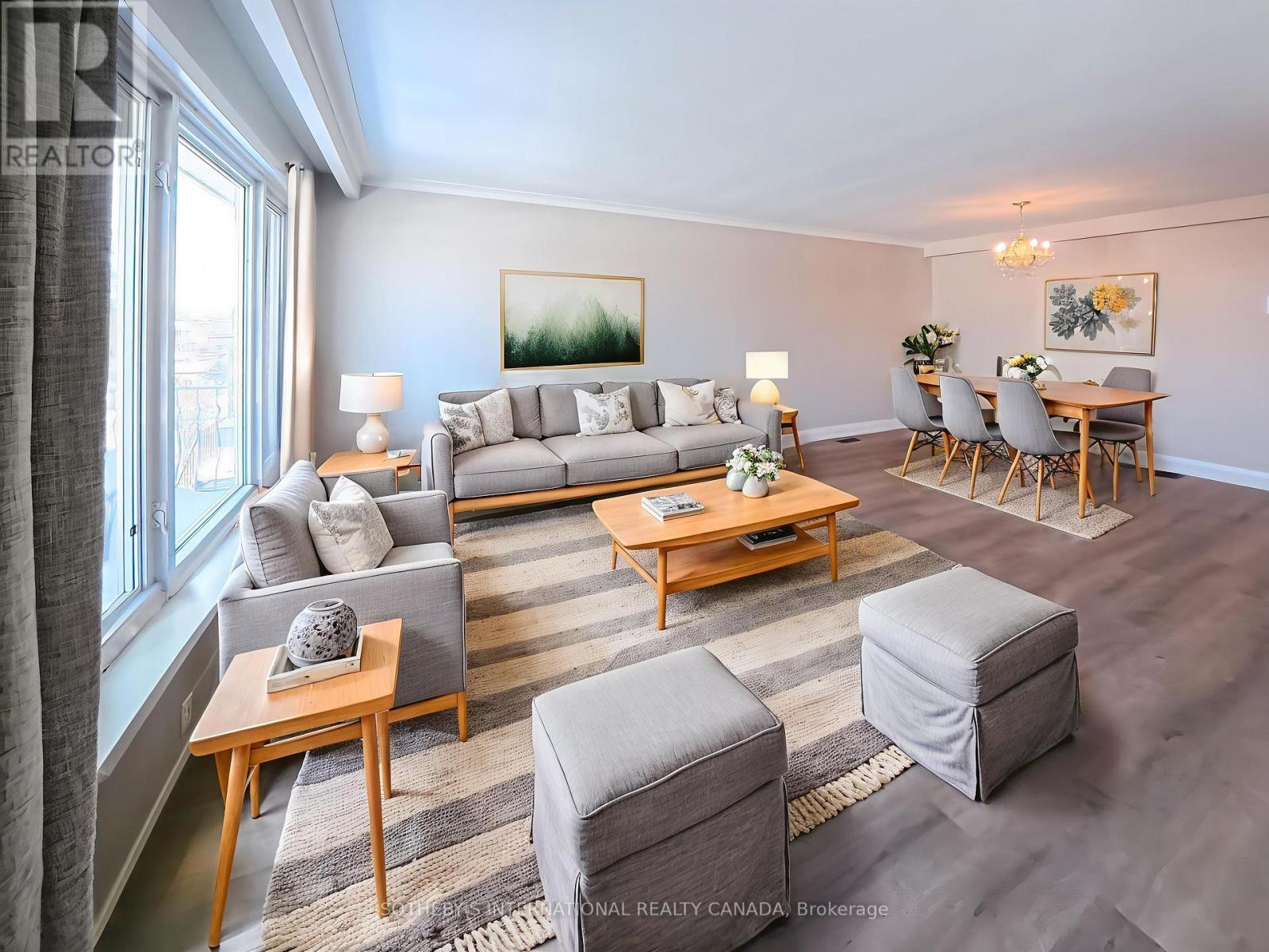 34 Rita Drive, Toronto, Ontario  M3L 2G6 - Photo 2 - W12745812