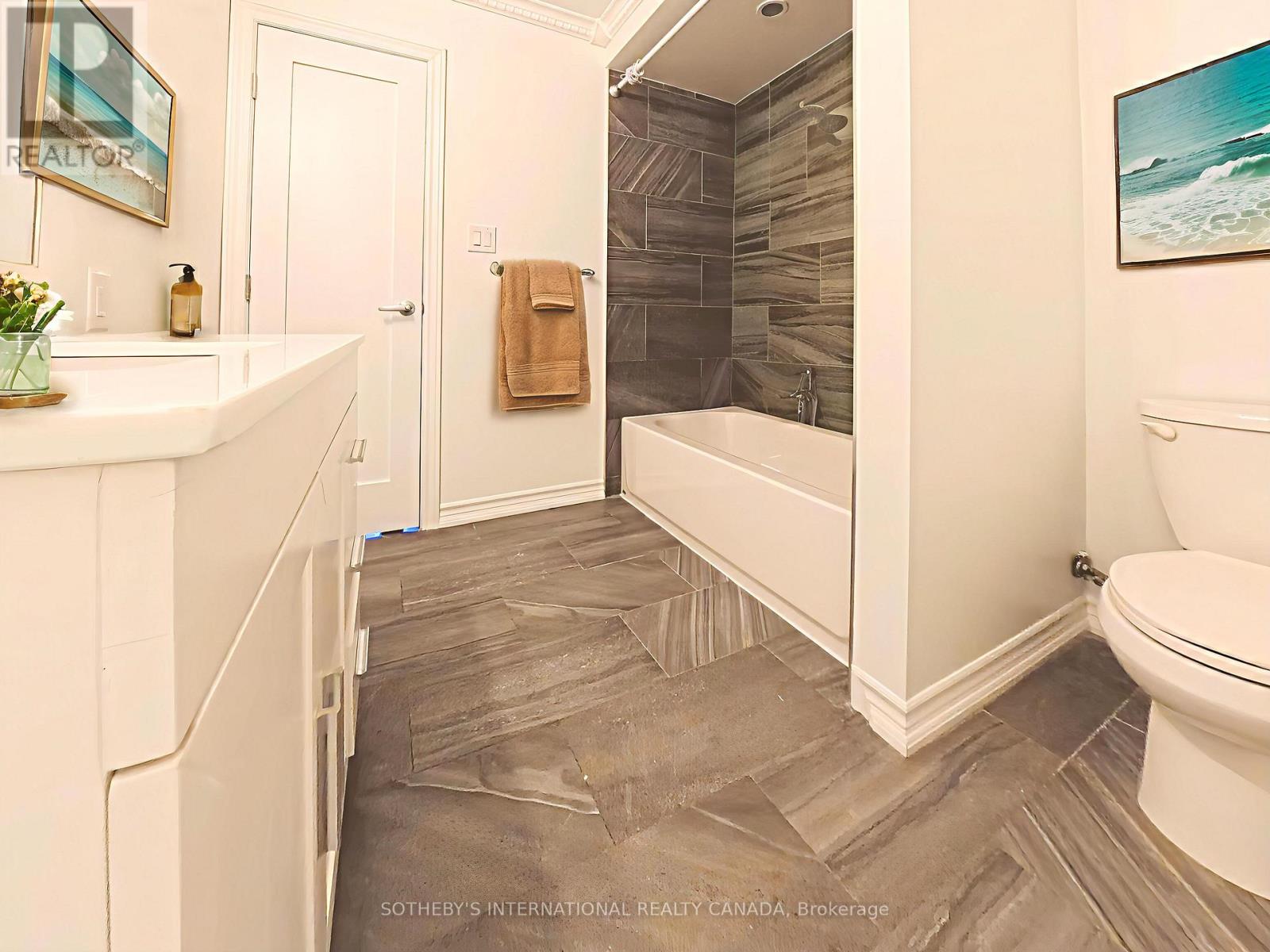 34 Rita Drive, Toronto, Ontario  M3L 2G6 - Photo 22 - W12745812