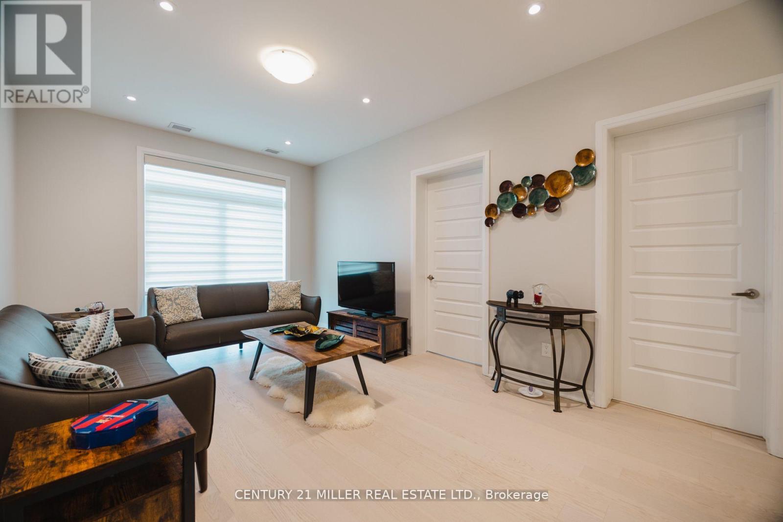 316 - 50 Kaitting Trail, Oakville, Ontario  L6M 5N3 - Photo 12 - W12745828