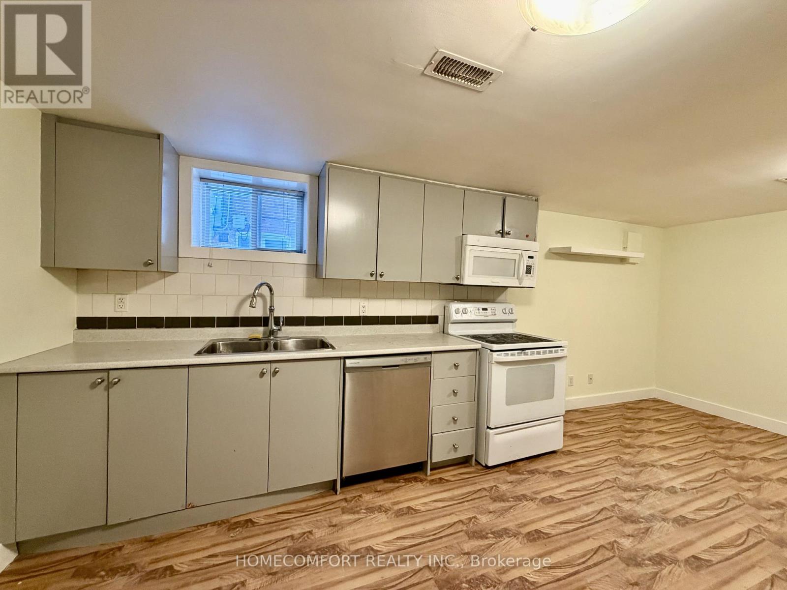 Lower - 178 Rosemount Avenue, Toronto, Ontario  M6H 2M9 - Photo 5 - W12745832