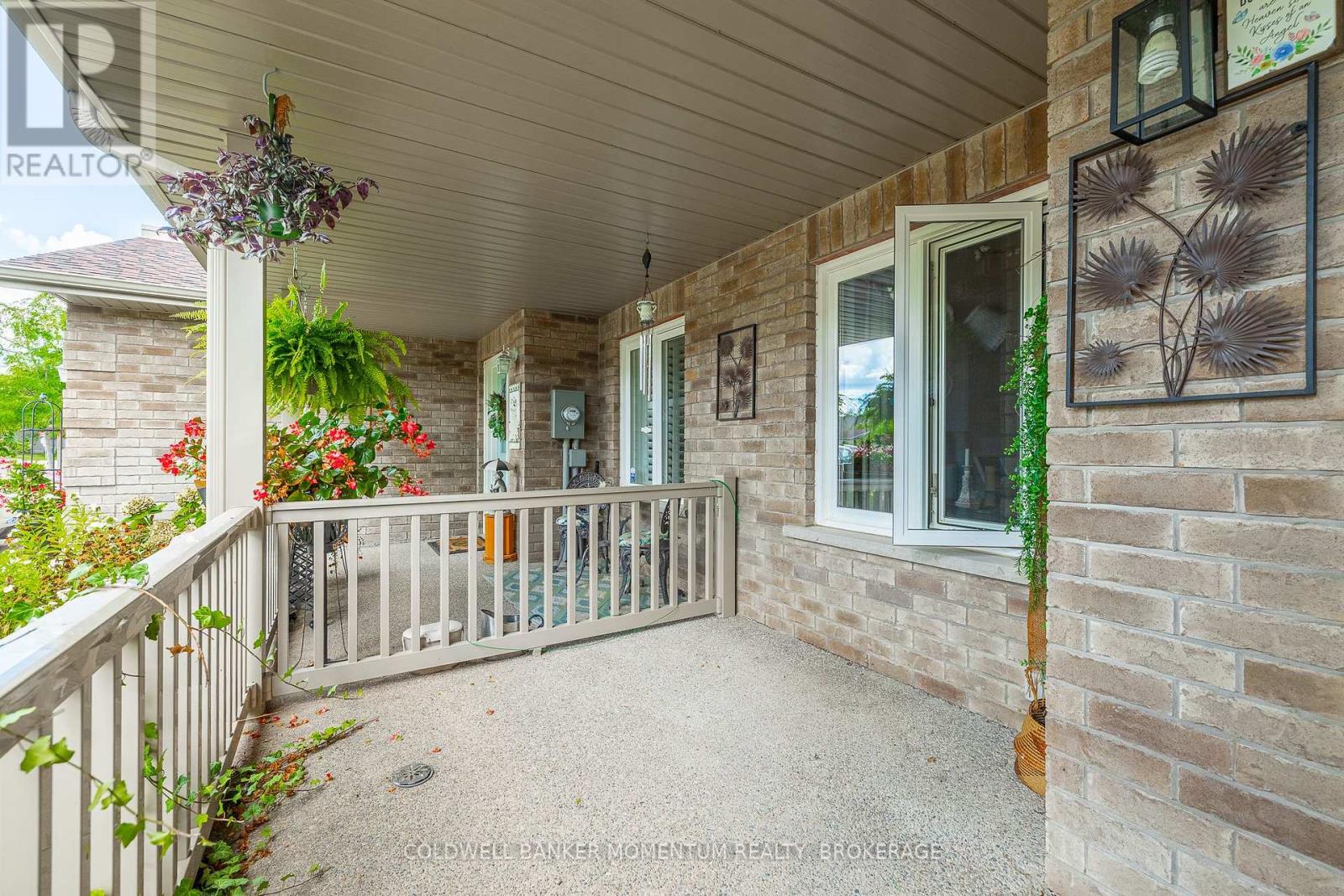 3916 Trillium Circle, Lincoln (Lincoln-Jordan/vineland), Ontario  L0R 2C0 - Photo 4 - X12745844