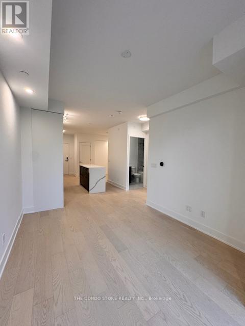 408 - 8 Manor Road W, Toronto, Ontario  M4S 0E6 - Photo 6 - C12745846