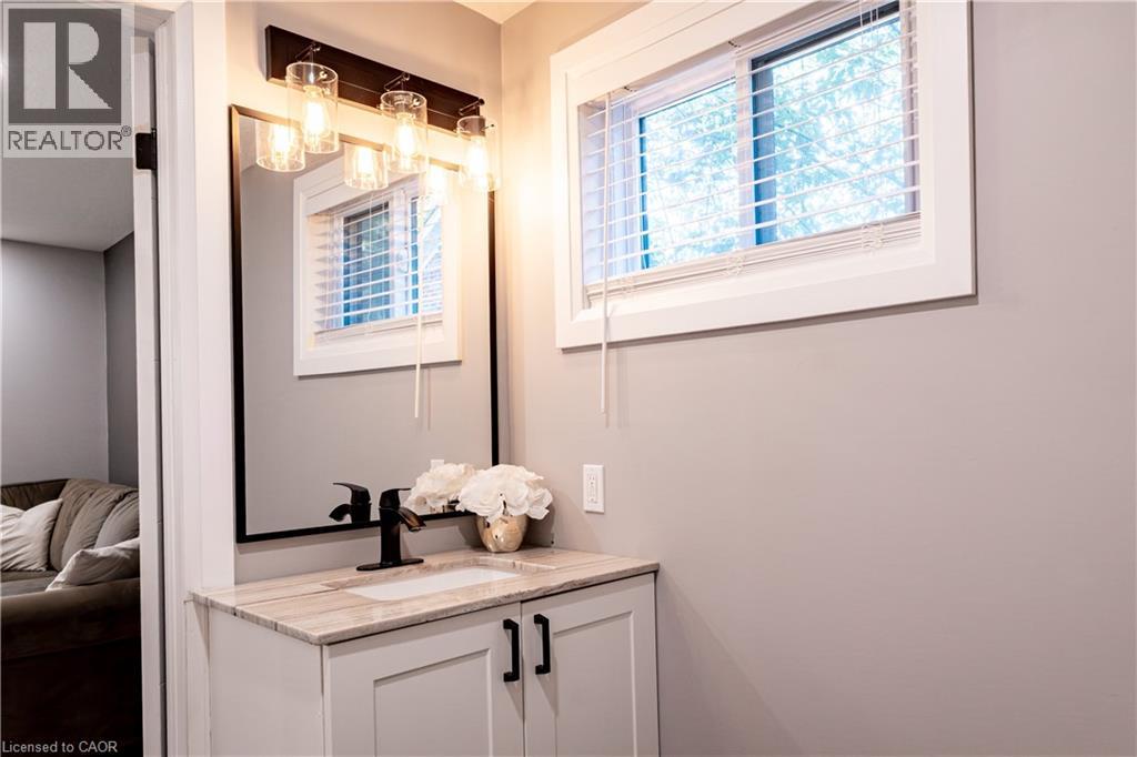 55 Suffolk Avenue, Kitchener, Ontario  N2B 1H3 - Photo 27 - 40801951