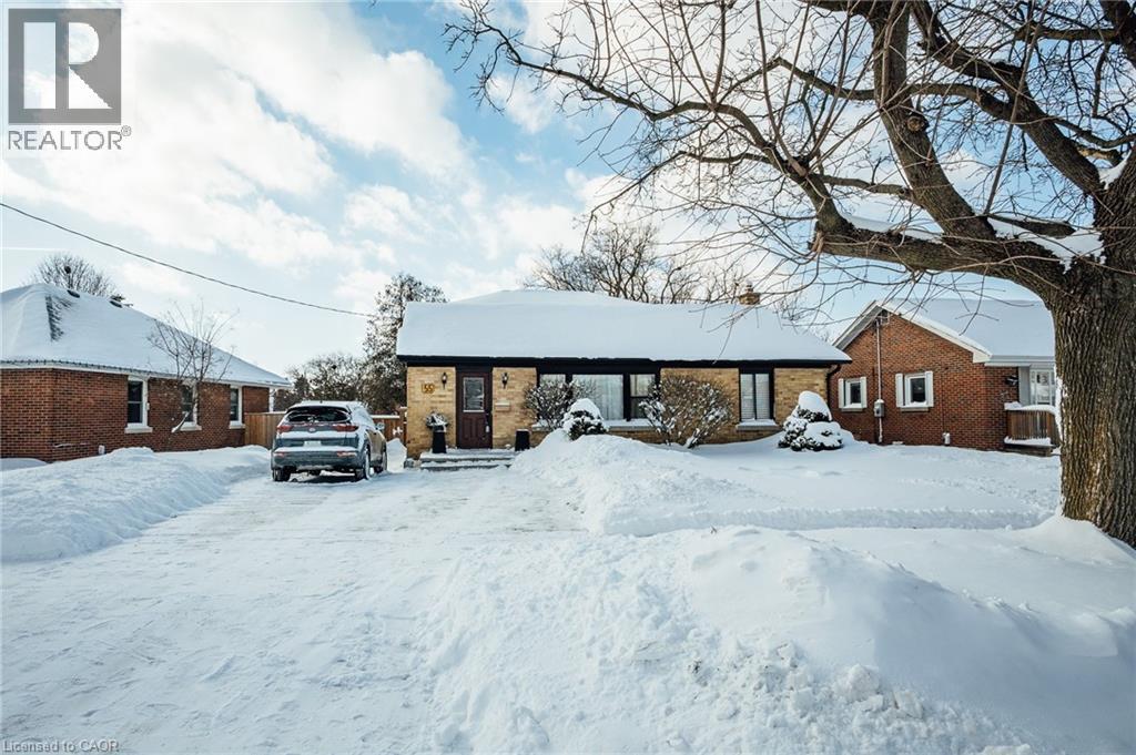 55 Suffolk Avenue, Kitchener, Ontario  N2B 1H3 - Photo 3 - 40801951