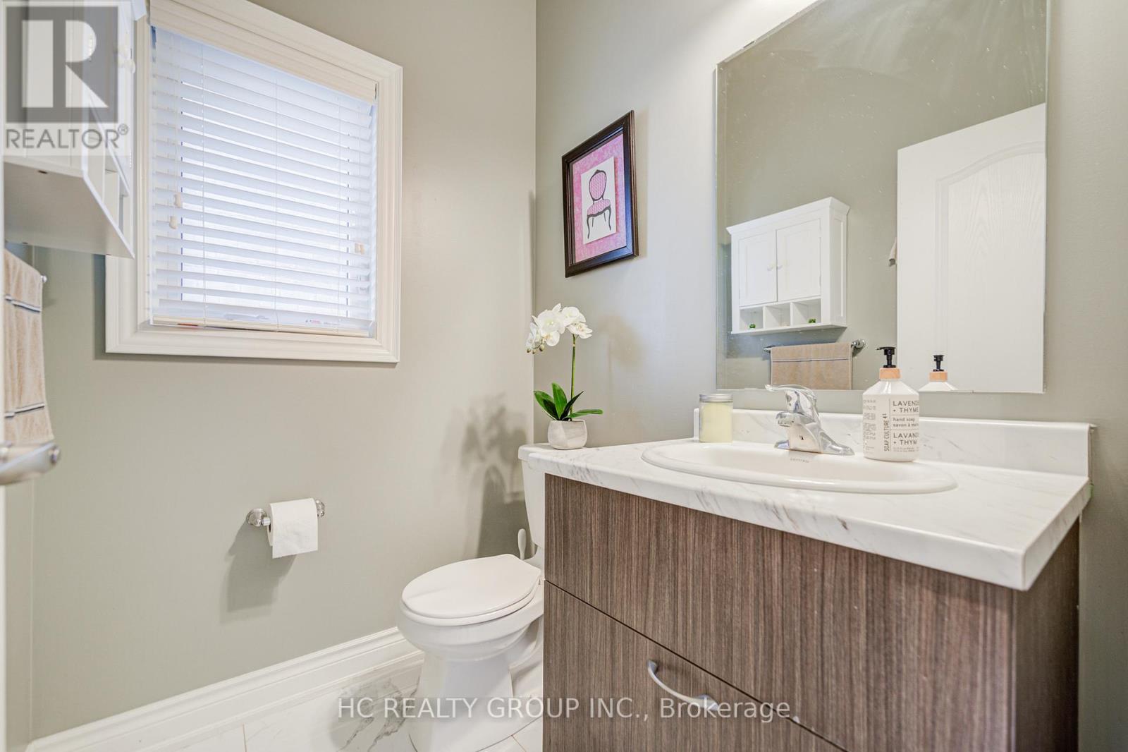 25 Deer Pass Road, East Gwillimbury, Ontario  L9N 0L6 - Photo 24 - N12745852