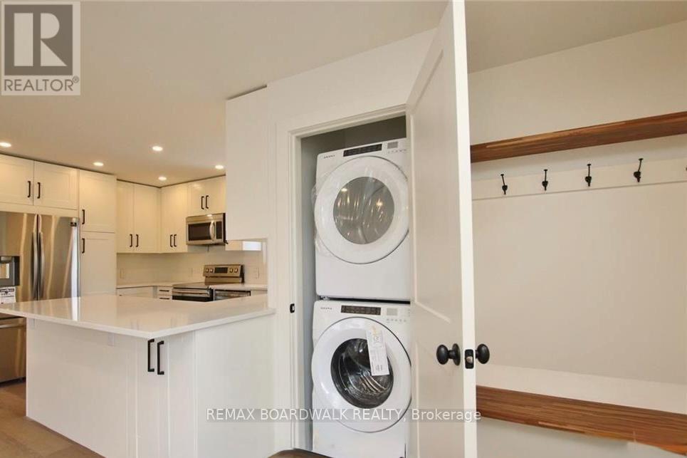 A - 1173 Tara Drive, Ottawa, Ontario  K2C 2H4 - Photo 21 - X12745906