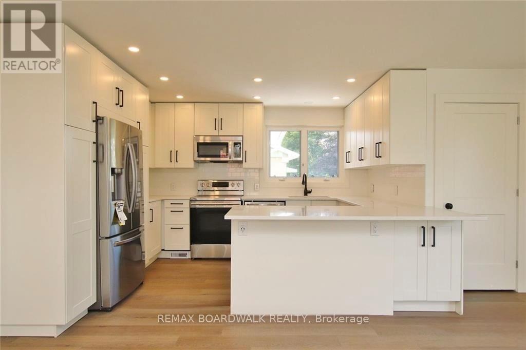 A - 1173 Tara Drive, Ottawa, Ontario  K2C 2H4 - Photo 6 - X12745906