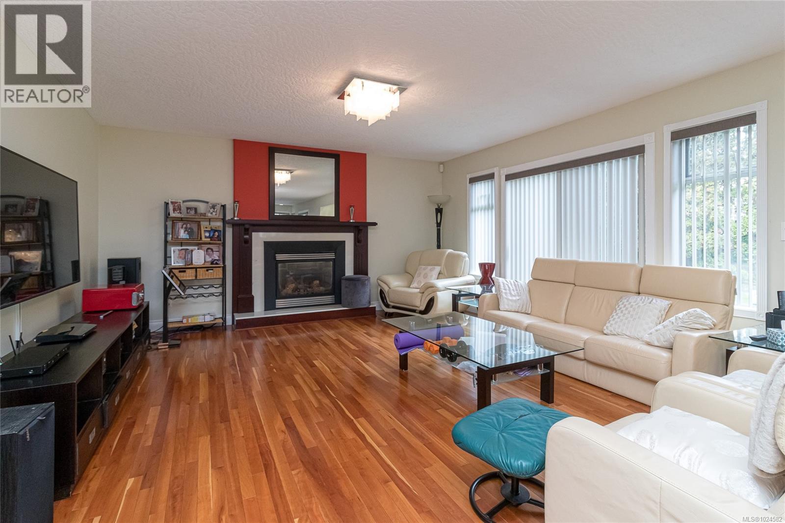 812 Dalewood Lane, Saanich, British Columbia V8X 5G6 - Photo 15 - 1024582