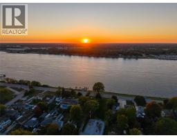 2002 ST. CLAIR PARKWAY, Sarnia, Ontario