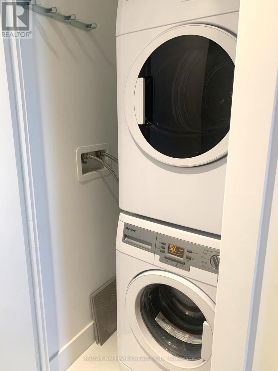 4302 - 7 Grenville Street, Toronto (Bay Street Corridor), Ontario  M4Y 0E9 - Photo 11 - C12745858