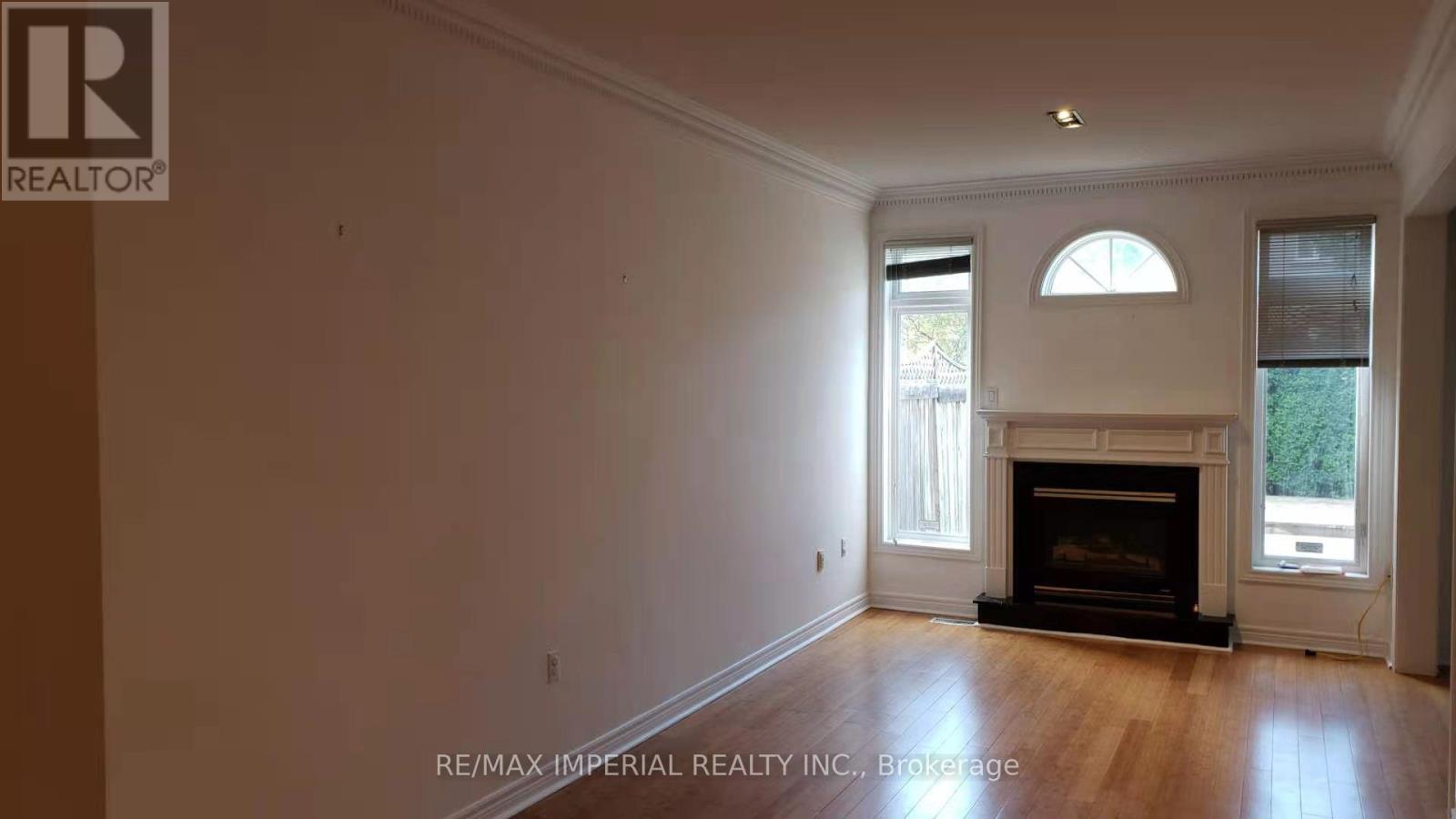 25 Ruby Crescent, Richmond Hill (Rouge Woods), Ontario  L4S 2E8 - Photo 3 - N12745908