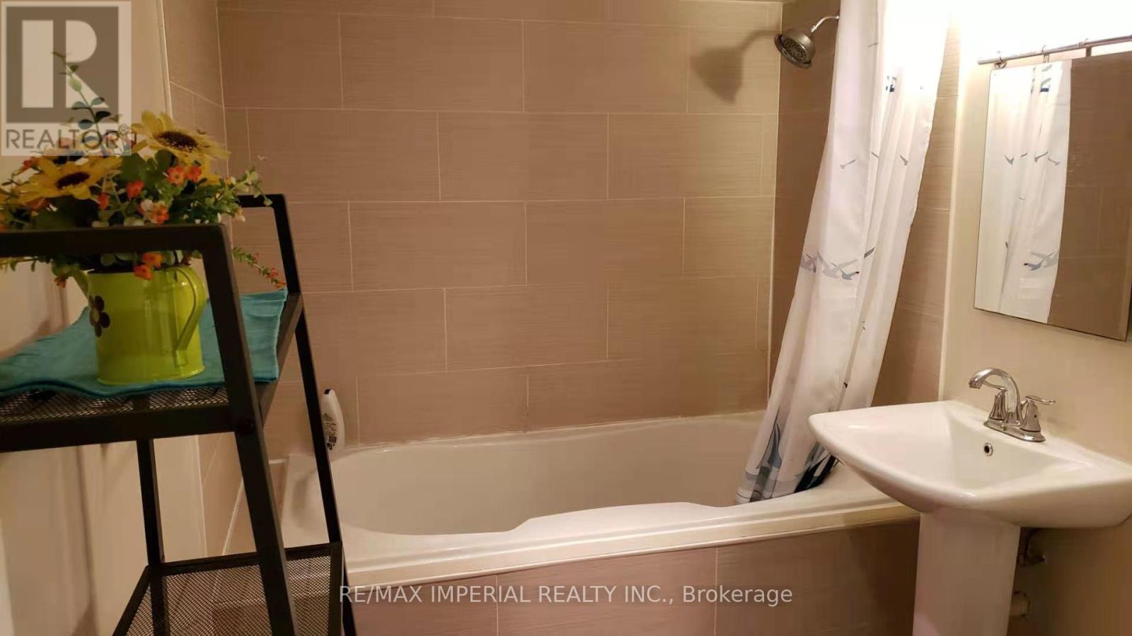 25 Ruby Crescent, Richmond Hill (Rouge Woods), Ontario  L4S 2E8 - Photo 33 - N12745908