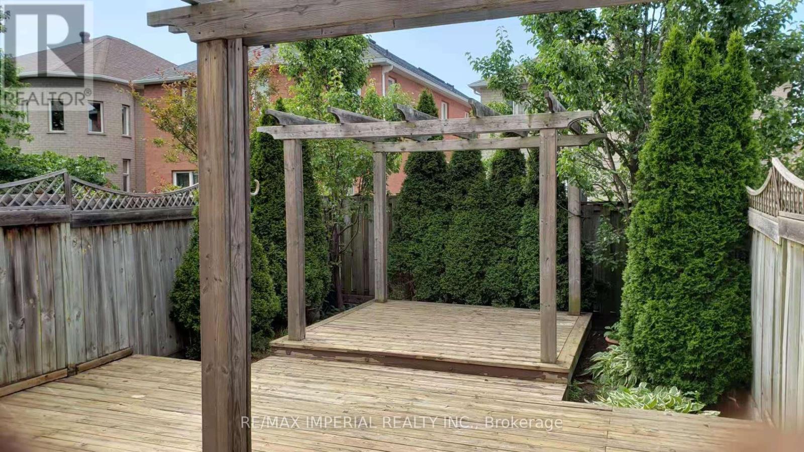 25 Ruby Crescent, Richmond Hill (Rouge Woods), Ontario  L4S 2E8 - Photo 35 - N12745908