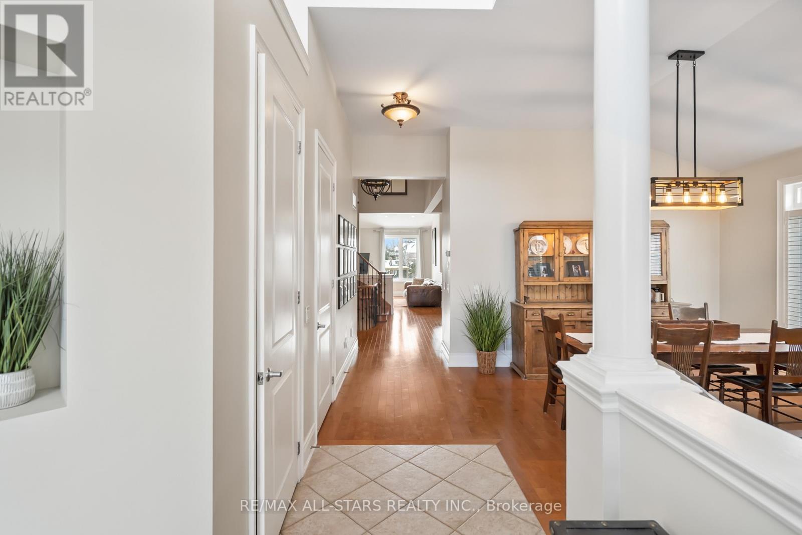 10 Sunrise Ridge Trail, Whitchurch-Stouffville, Ontario  L4A 0C9 - Photo 5 - N12745916