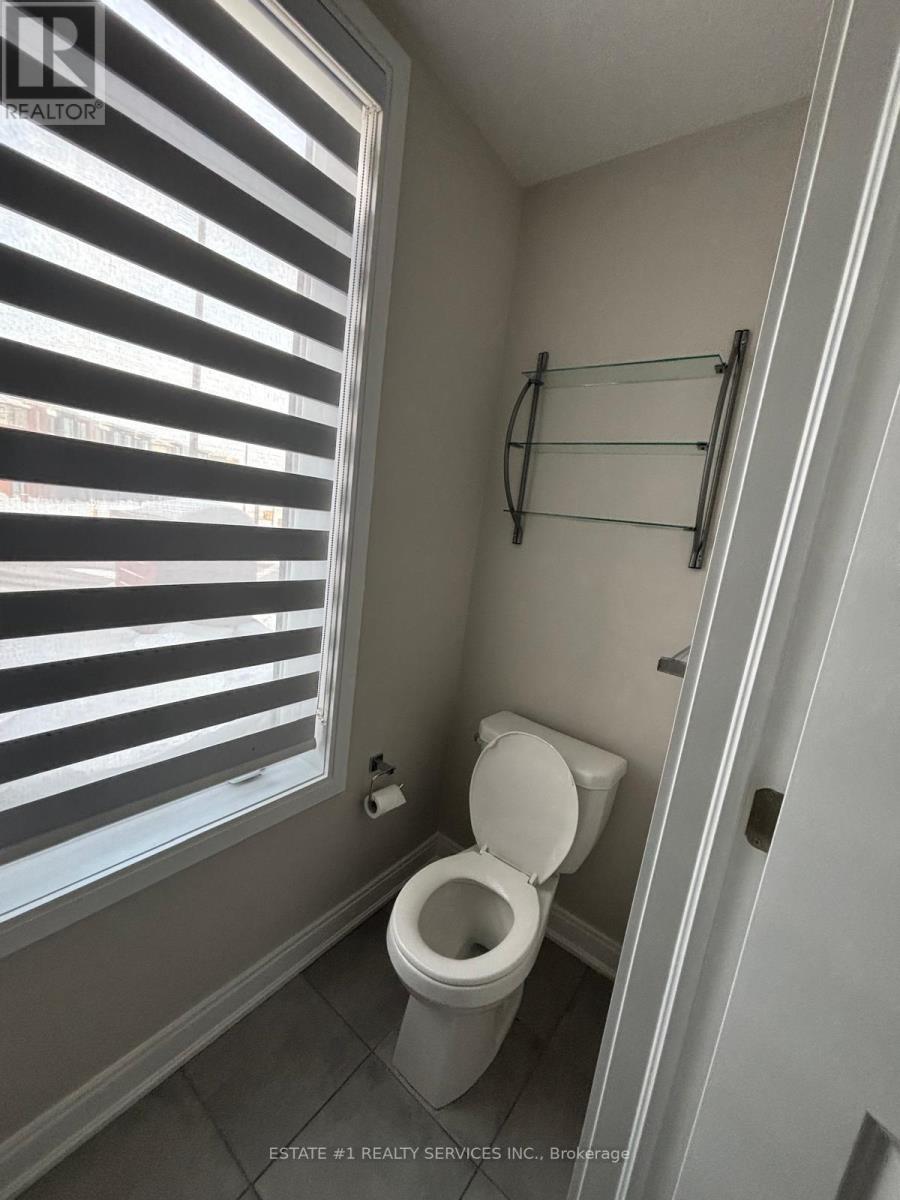 357 Veterans Drive, Brampton (Northwest Brampton), Ontario  L7A 4W1 - Photo 12 - W12745888