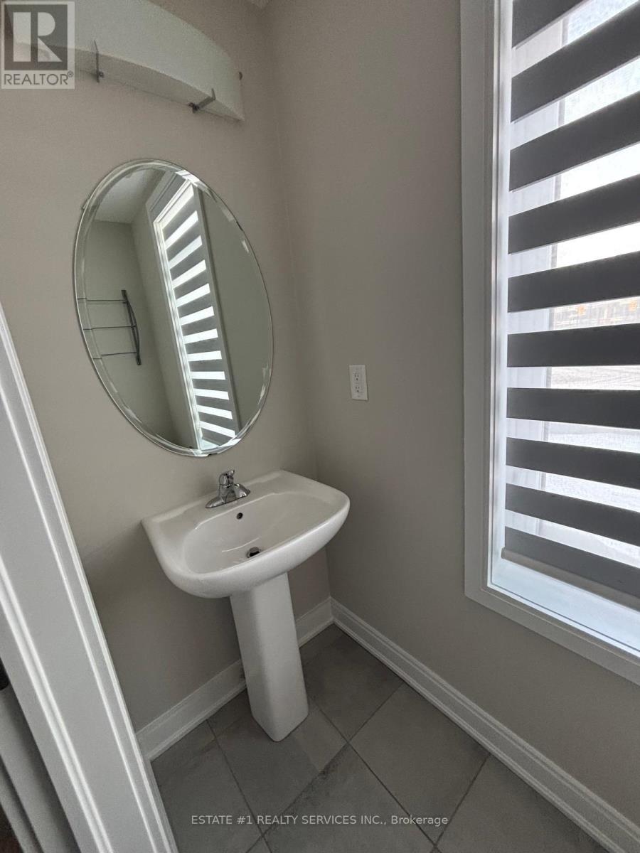 357 Veterans Drive, Brampton (Northwest Brampton), Ontario  L7A 4W1 - Photo 13 - W12745888