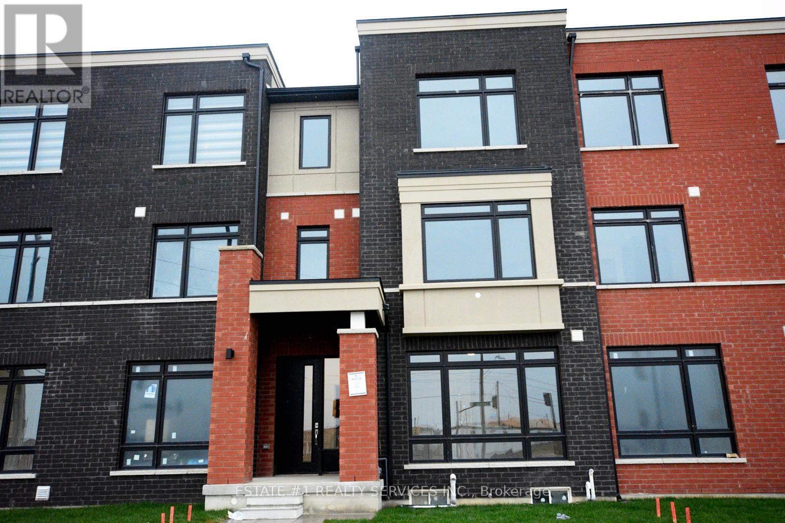 357 Veterans Drive, Brampton (Northwest Brampton), Ontario  L7A 4W1 - Photo 2 - W12745888