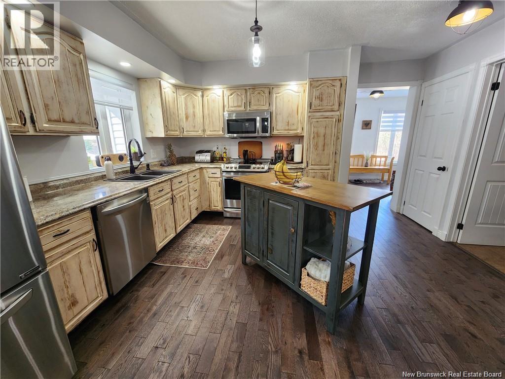 949 West River Road, Grand Falls, New Brunswick  E3Z 1S2 - Photo 9 - NB132571