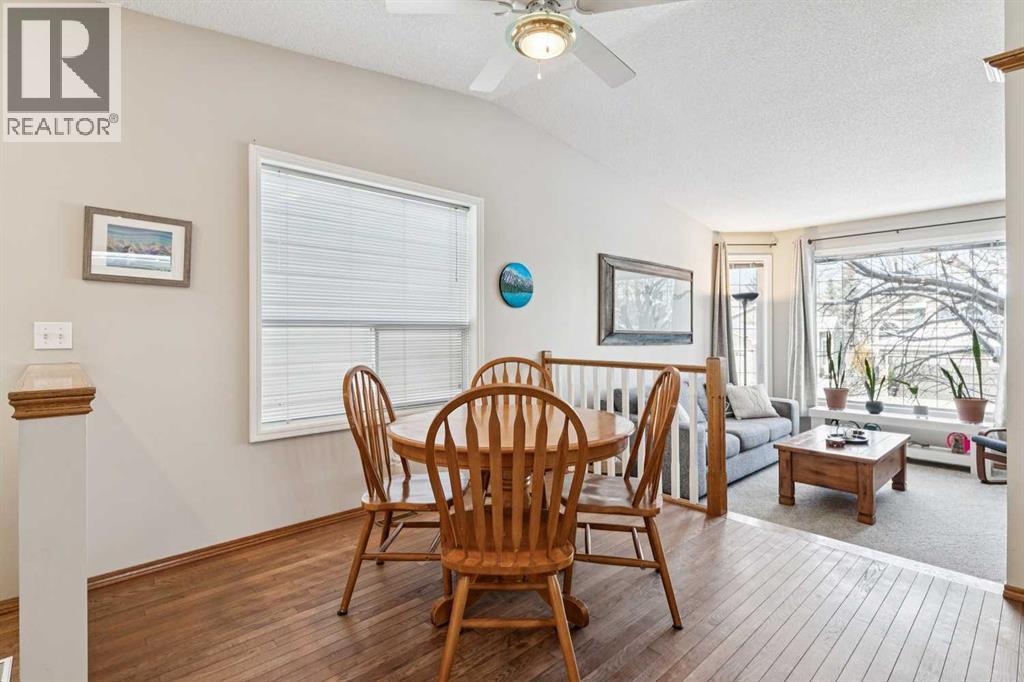 19 Somerside Manor Sw, Calgary, Alberta  T2Y 3G5 - Photo 11 - A2281984