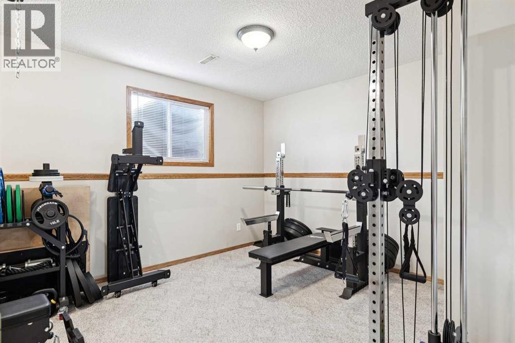 19 Somerside Manor Sw, Calgary, Alberta  T2Y 3G5 - Photo 38 - A2281984