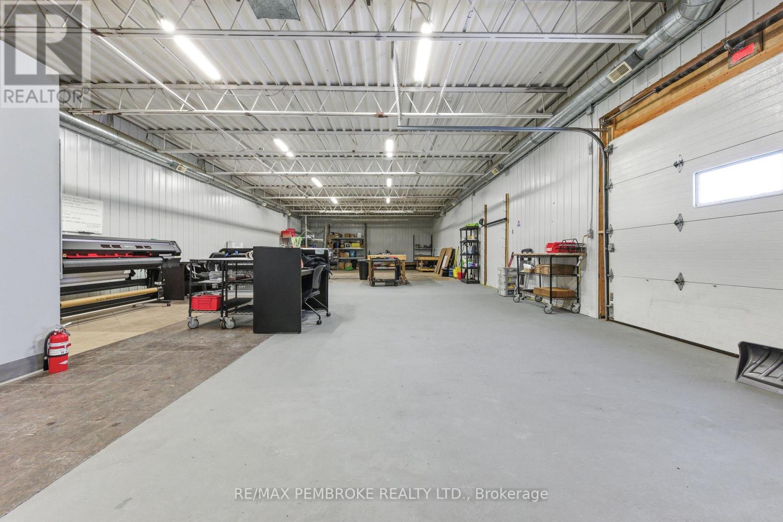 292 Trafalgar Road, Pembroke, Ontario  K8A 5A8 - Photo 5 - X12745932