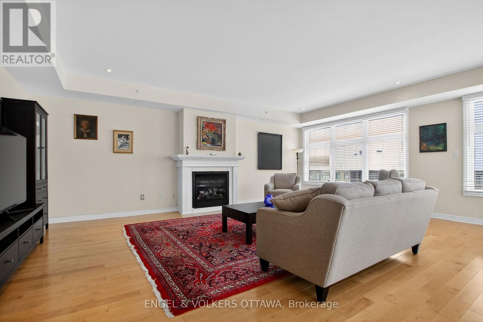 401 - 399 Bayrose Drive W, Ottawa, Ontario  K2J 5W3 - Photo 11 - X12745924