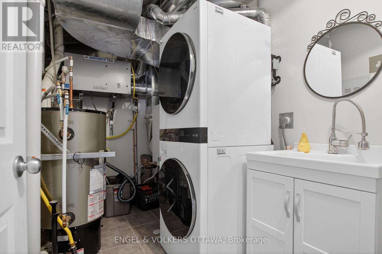 401 - 399 Bayrose Drive W, Ottawa, Ontario  K2J 5W3 - Photo 31 - X12745924