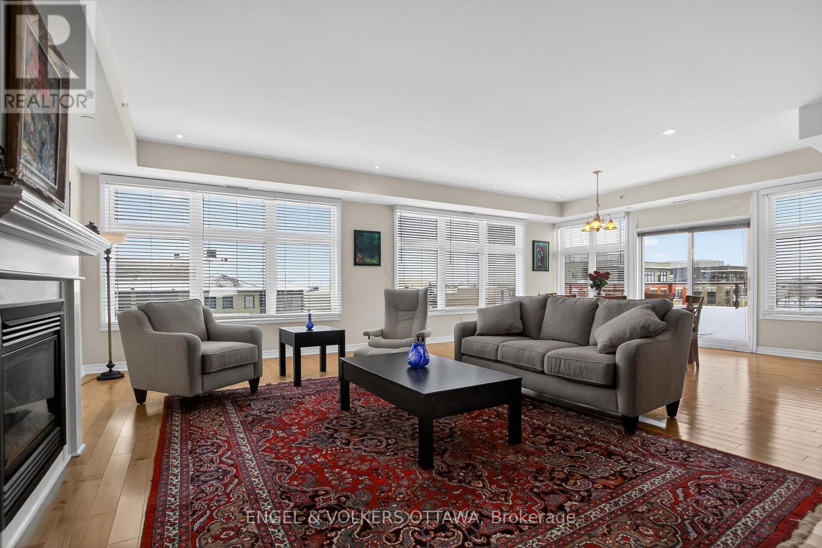 401 - 399 Bayrose Drive W, Ottawa, Ontario  K2J 5W3 - Photo 7 - X12745924