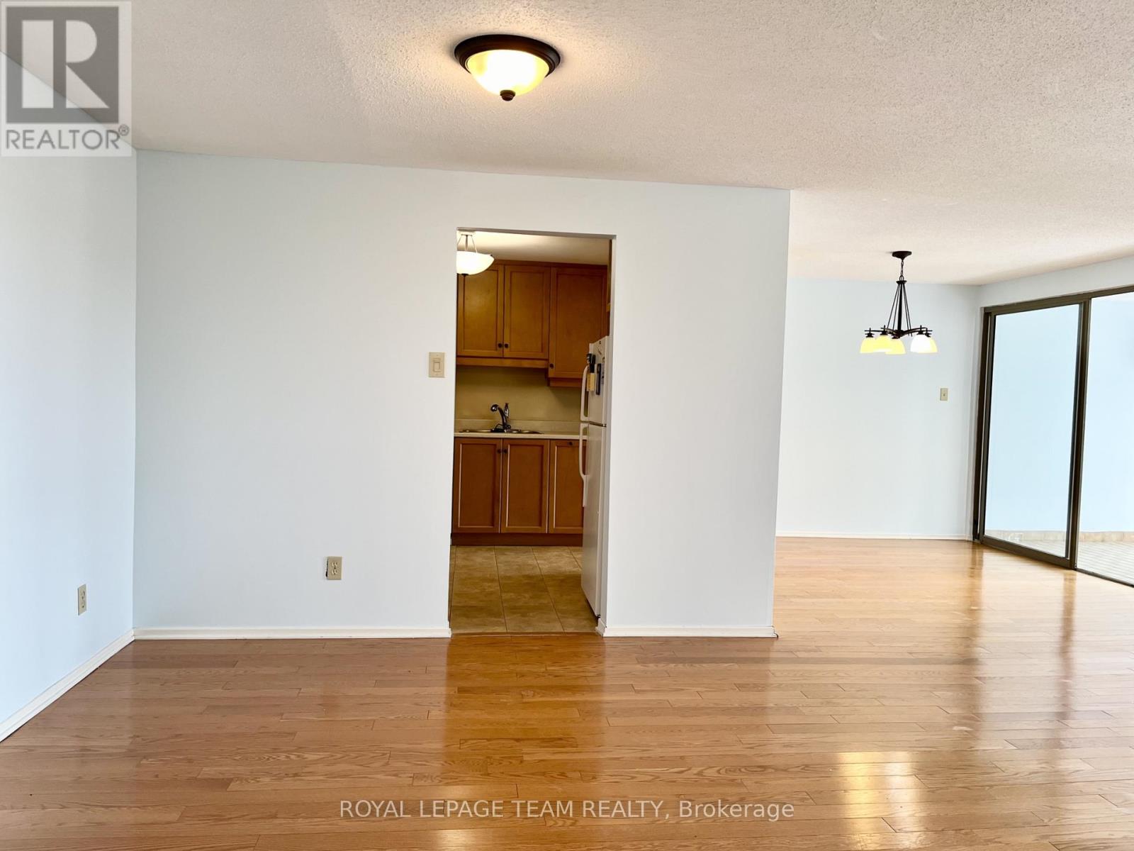 620 - 960 Teron Road, Ottawa, Ontario  K2K 2B6 - Photo 4 - X12745942