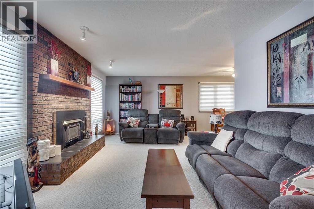 57 Mcdougall Crescent, Red Deer, Alberta  T4R 1T2 - Photo 7 - A2273929