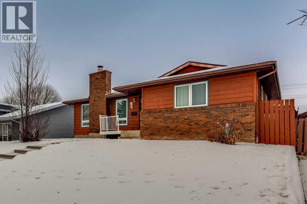 57 Mcdougall Crescent, Red Deer, Alberta  T4R 1T2 - Photo 3 - A2273929