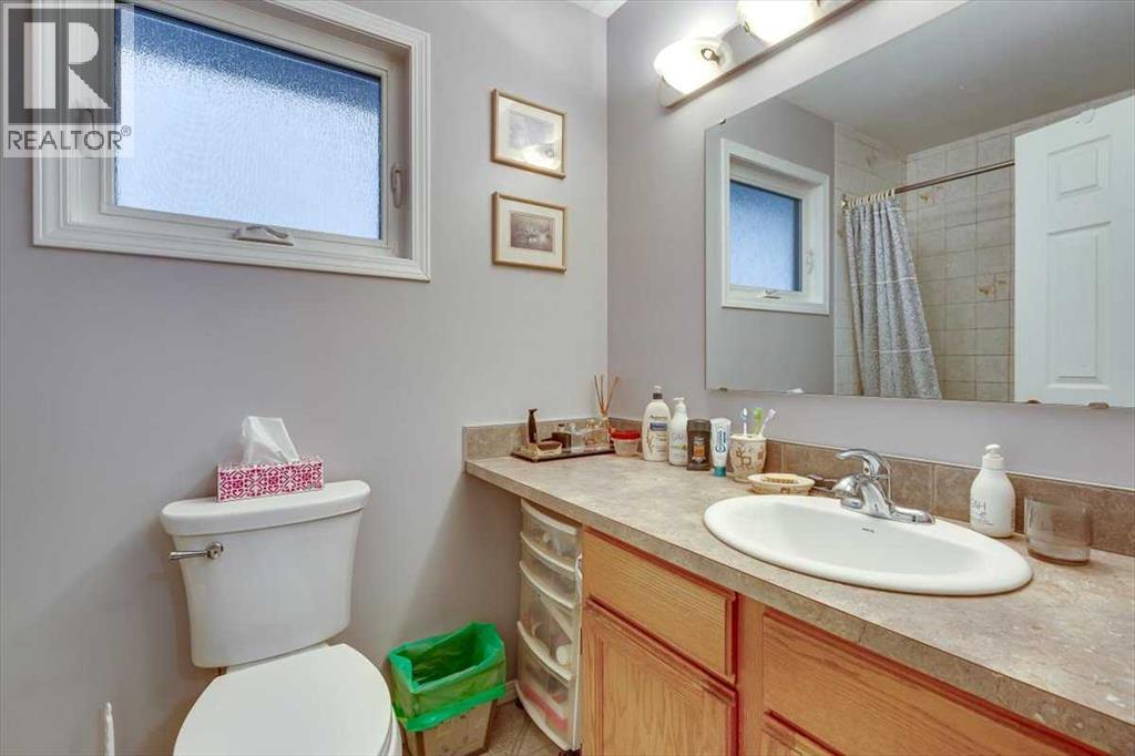 57 Mcdougall Crescent, Red Deer, Alberta  T4R 1T2 - Photo 28 - A2273929